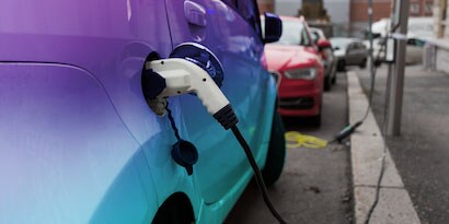 Imagen de electrificación de batería.
