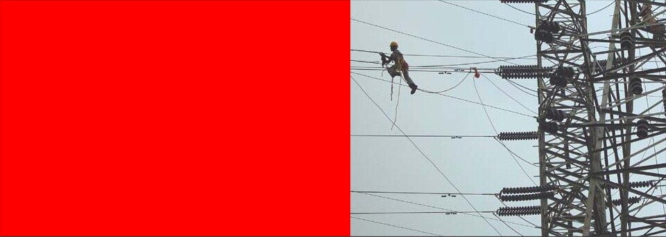 Image of electrial tower with a new kind of cable called 3M  Aluminum Conductor Composite Reinforced, or ACCR.