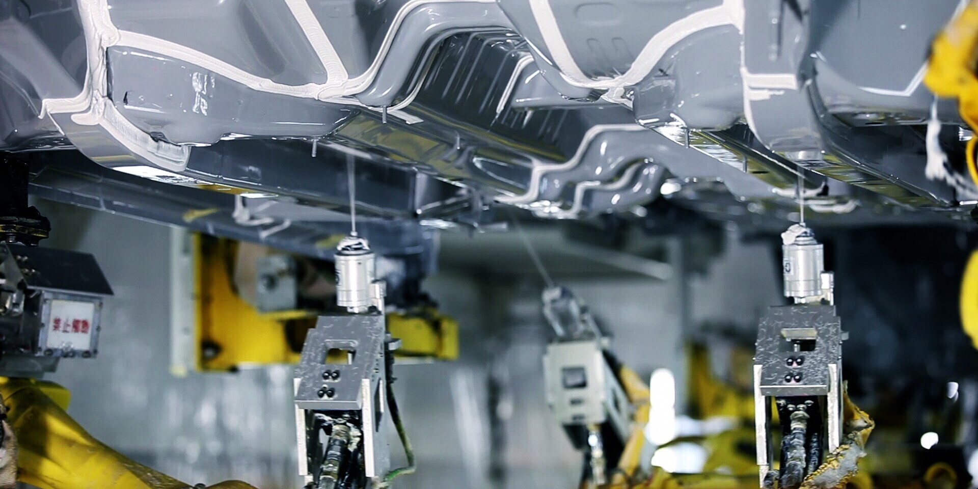 Soluciones 3M de Oem & Tier para Selladores de Costuras y Revestimientos
